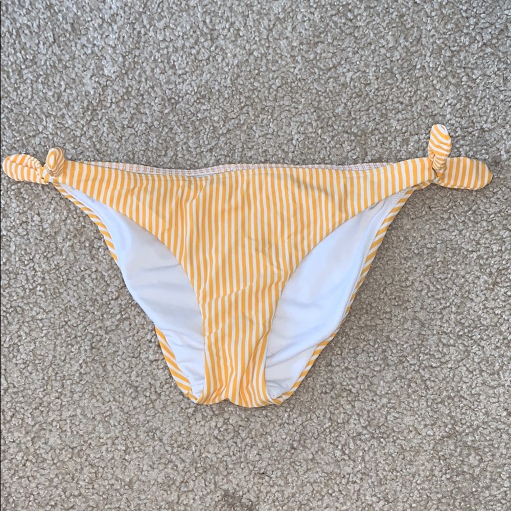 Hollister bathing suit bottoms
